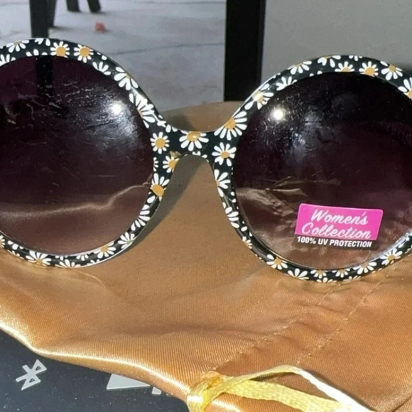 Women's Collection sunglass100%UV Protection daisy flowers round frames - Picture 7 of 11